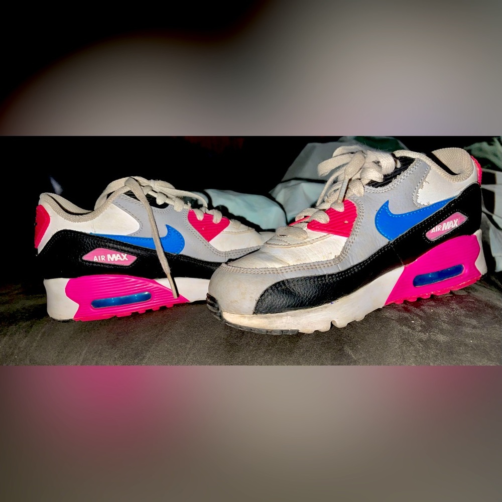 Size 3.5 girls nike airmax 90